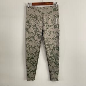 Gymshark | Women’s Adapt Seamless Leggings Green Camo Camouflage Pant Athletic S